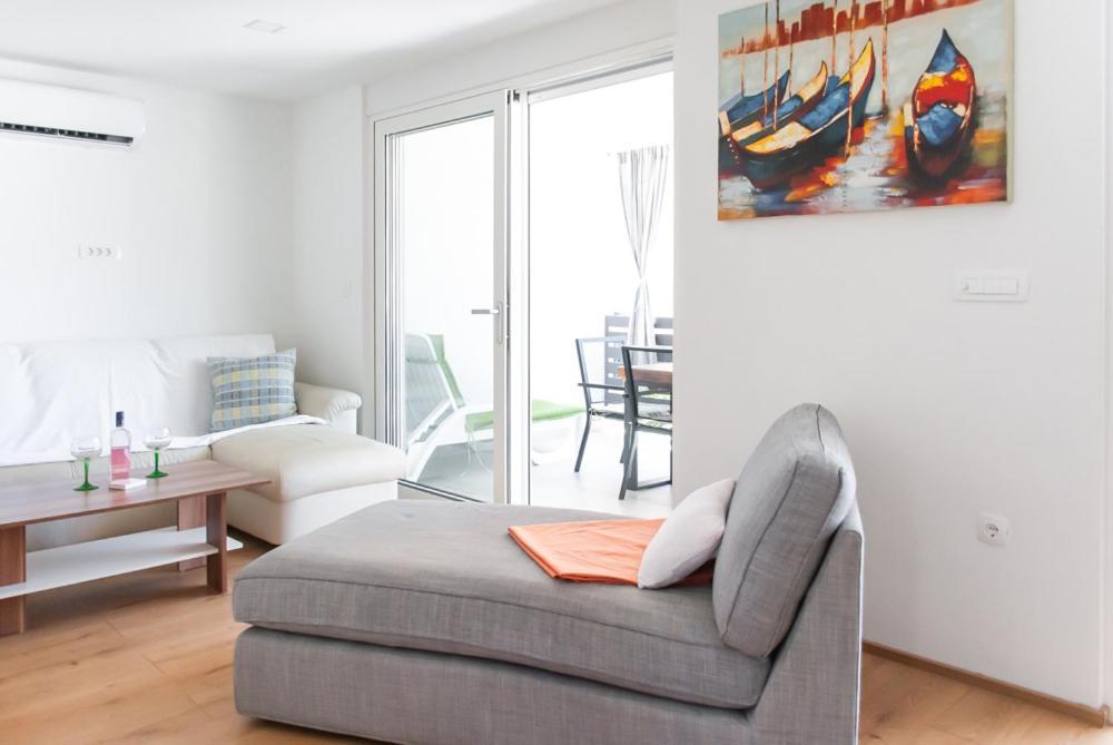 Apartments Viki Kruševo Екстериор снимка